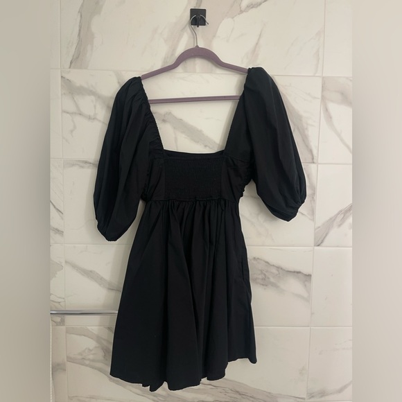 Abercrombie and Fitch black short dress - Picture 3 of 3